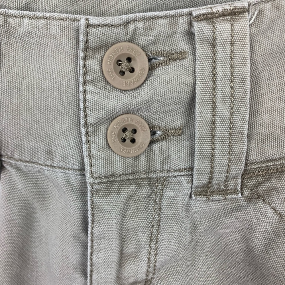 The North Face / Taupe Shorts - Picture 3 of 8